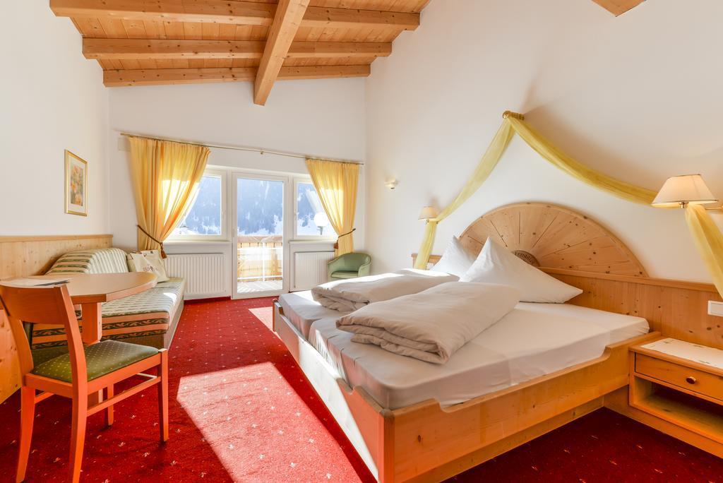 Hotel Fernblick Сан Валентино ала Мута Екстериор снимка