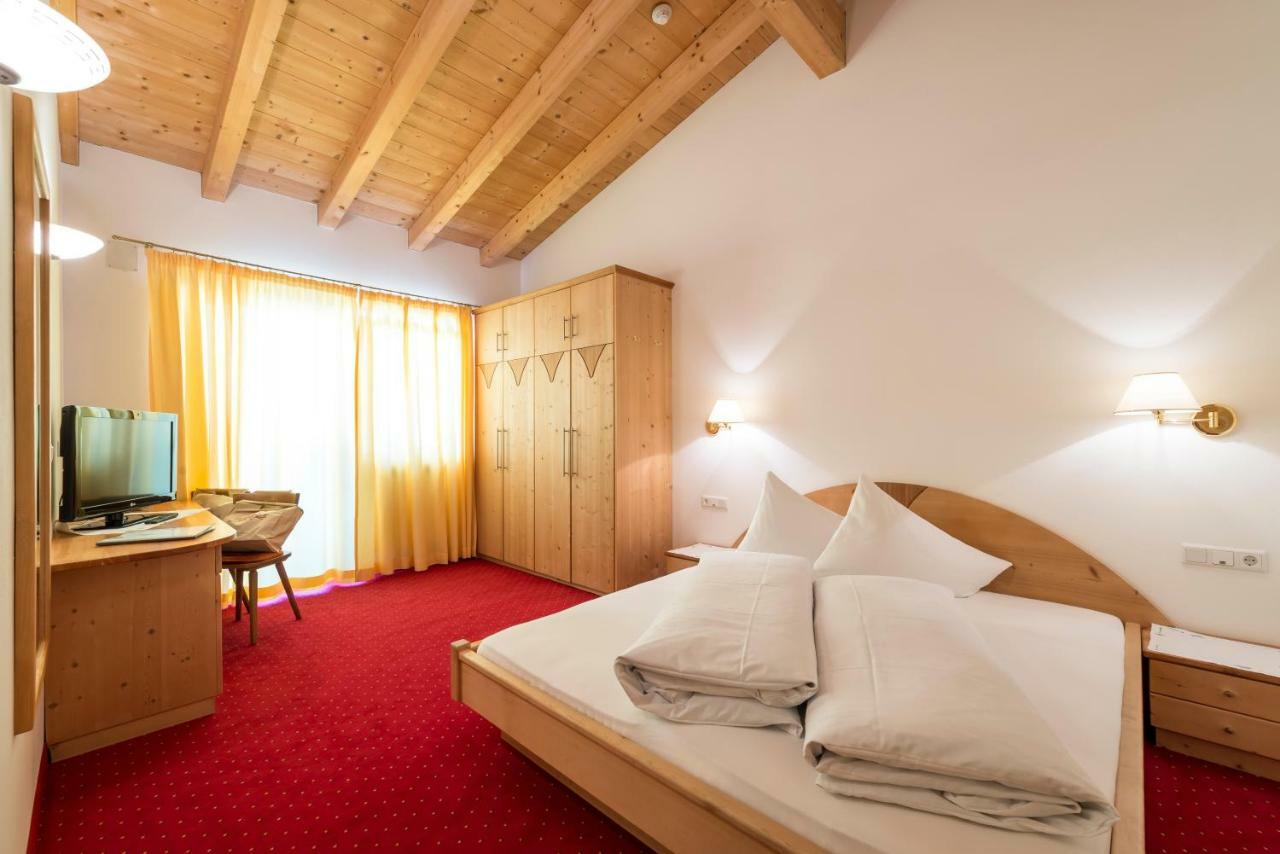 Hotel Fernblick Сан Валентино ала Мута Екстериор снимка
